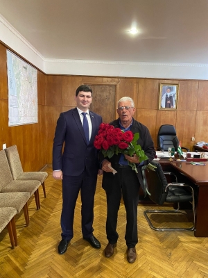 Гал араион Администрациа ахадара Аџьынџьтәылатәи еибашьра Ду 1941-1945 шықәса иалахәыз аветеранцәа рыдныҳәалара мҩаԥган.